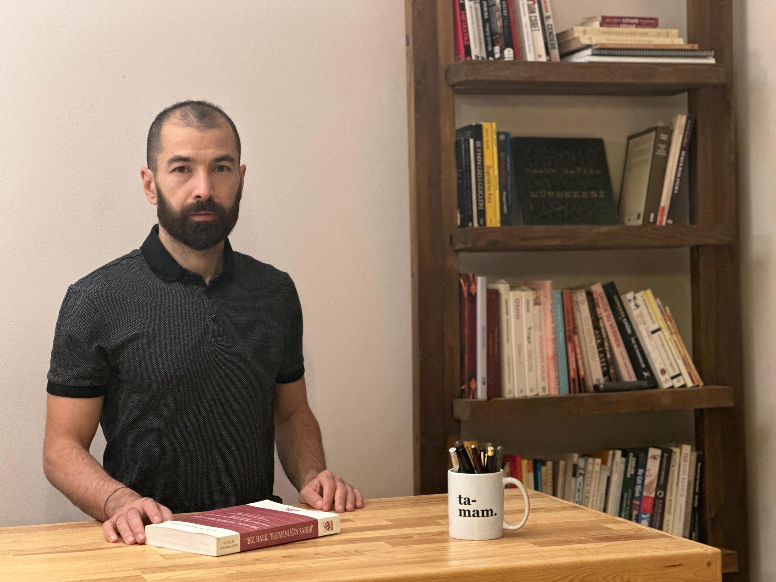 Saray’a şiddetsiz yürüyüş mü? Halkın bu düzene rıza gösterdiği söylenemez, ama…